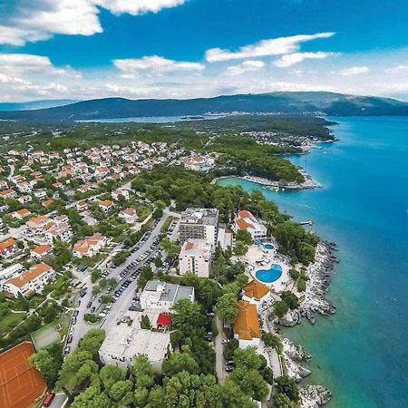 Beautiful Apartment In Malinska With Wifi Екстер'єр фото